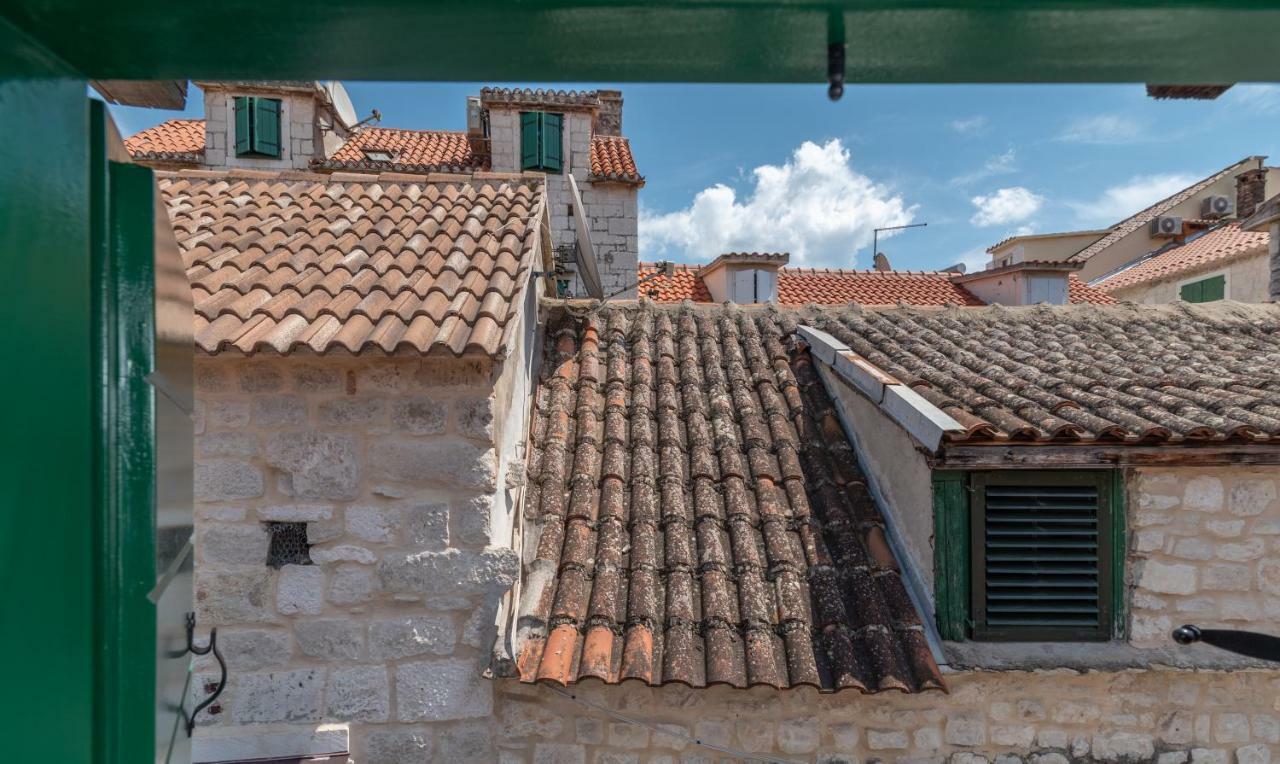 Apartman Skuribanda Trogir Eksteriør billede