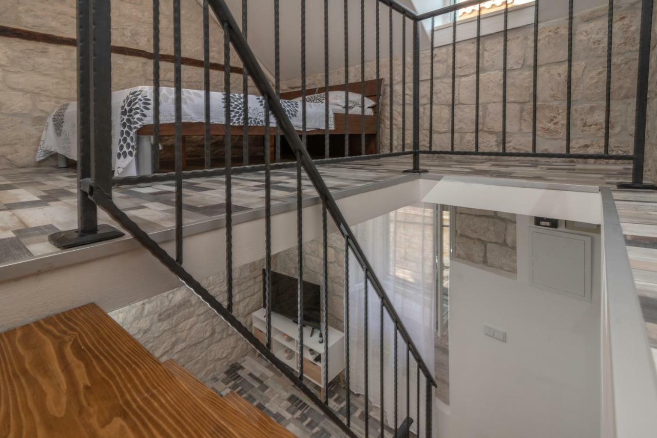 Apartman Skuribanda Trogir Eksteriør billede