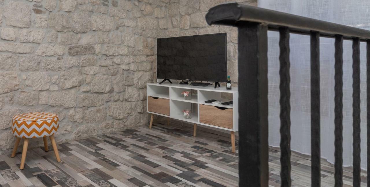 Apartman Skuribanda Trogir Eksteriør billede